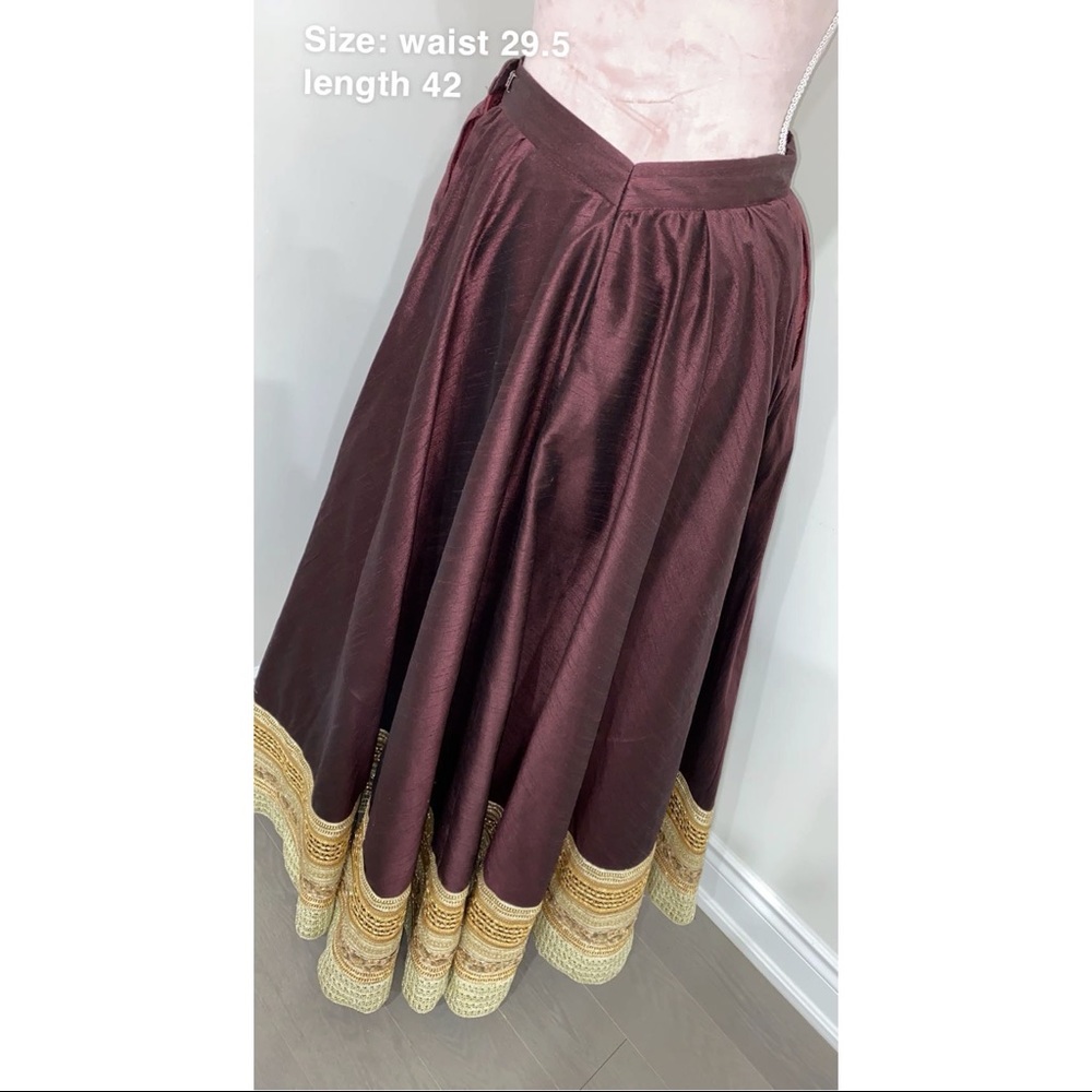 Brown lengha with golden borders